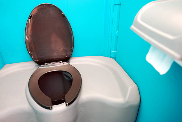 Best Portable bathroom rental  in Pineville, KY